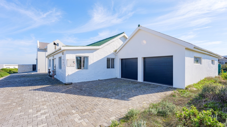 3 Bedroom Property for Sale in Suiderstrand Western Cape
